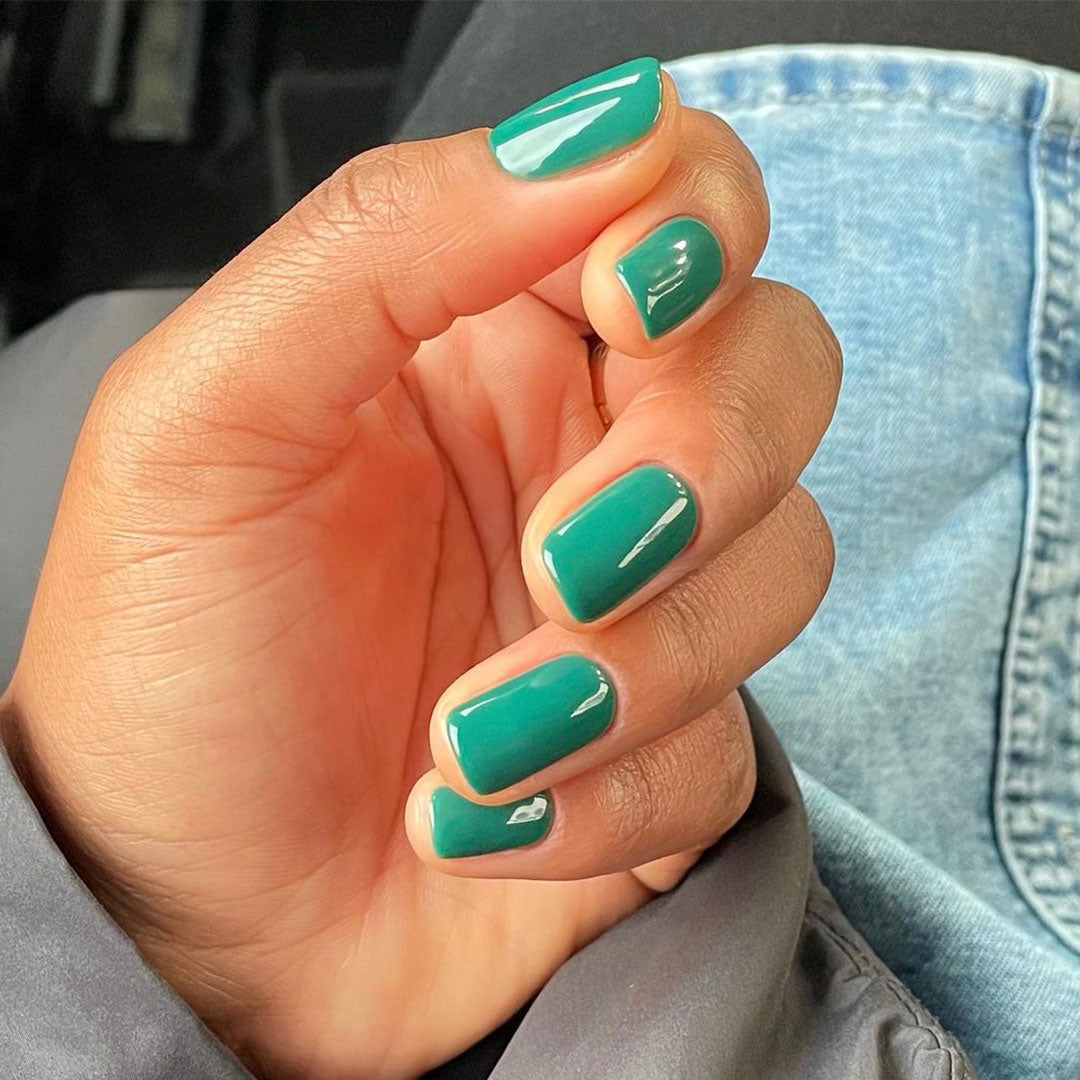 Teal gel nails